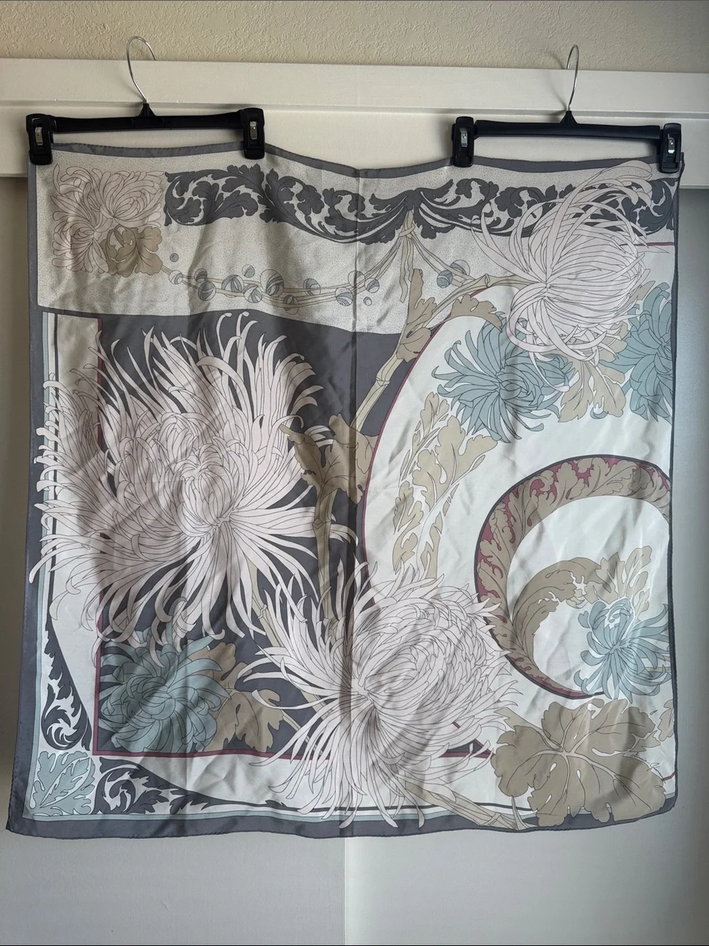 Vintage 1970s Ginnie Johansen Floral Abstract Art Deco Silk Scarf 34 x 34